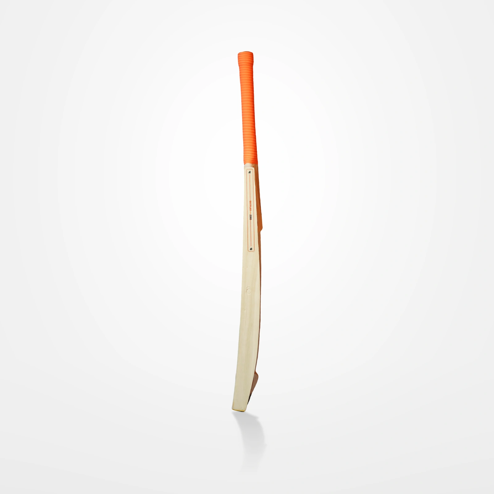 OUTPLAY ZERO from the side on a white studio background, showing the depth of the blade from handle to toe